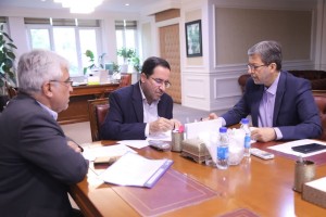 هم‌افزایی دولت برای توسعه متوازن صنعت و مهار گردوغبار در اصفهان