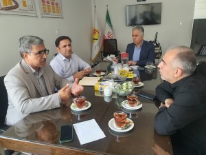 کلید اجرای نیروگاه‌های خورشیدی در ۵۸۸ مدرسه اصفهان زده شد
