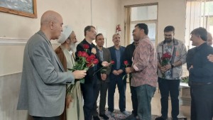 با اتحاد و همدلی برای هر شرایطی آماده باشیم