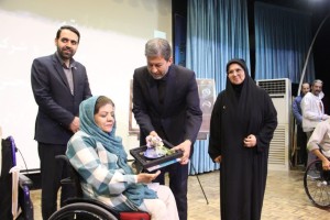 اینجا امید، حرف اول را می‌زند