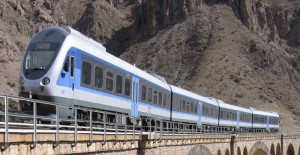 راه اندازی قطار فوق العاده در ۹ مسیر ریلی