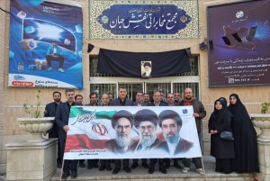 حضور در تجمع مردمی بیعت با رهبر انقلاب اسلامی