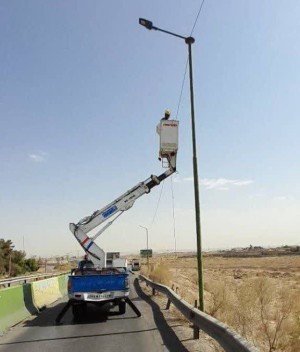 تأمین روشنایی و ارتقای ایمنی محور استراتژیک کاشان به آران و بیدگل