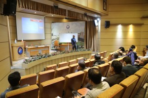 نشست تخصصی تبادل تجربیات در خصوص دریچه‌های آب و فاضلاب