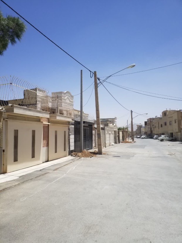 نوسازی شبکه برق خیابان گاز شهرضا