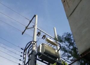 احداث شبکه و نصب ترانسفورماتور جدید جهت تأمین برق پایدار