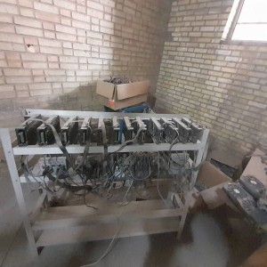 کشف و ضبط ۴۹ دستگاه غیرمجاز استخراج رمز ارز