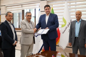 تکمیل گام های ماندگار مدرسه سازی در زرین شهر