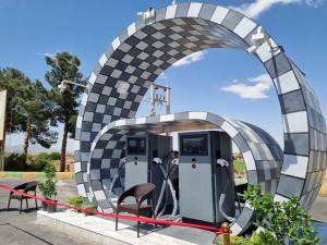 افتتاح نخستین ایستگاه شارژ خودروهای برقی شمال استان اصفهان