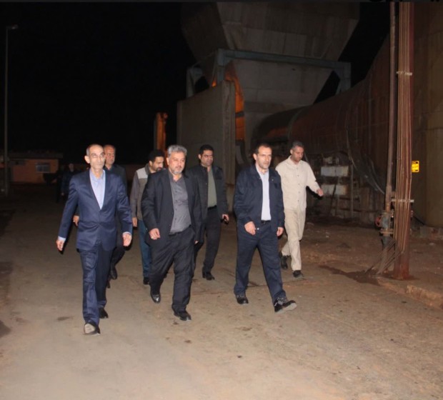 تقدیر از جهادگران خط مقدم تولید برق