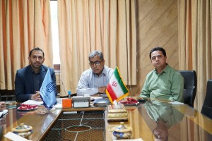 .تجلیل از مدیر و کارشناس روابط عمومی نوسازی مدارس